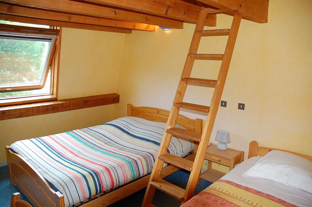 Les Airelles Hotell Saint-Cirgues-en-Montagne Rum bild
